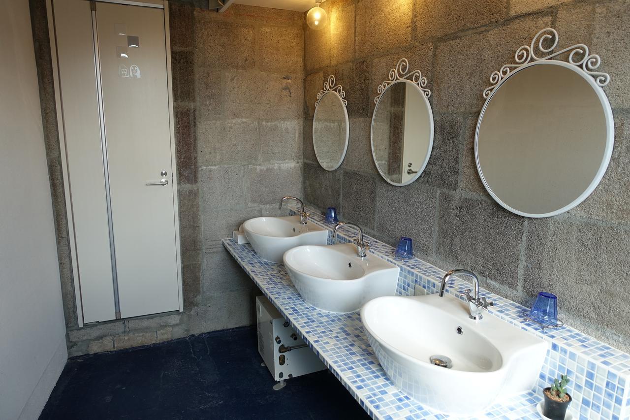 Hostel NABLA Niijimamura Buitenkant foto